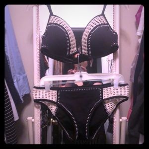 New w/o tags VS sexy bathing suit.